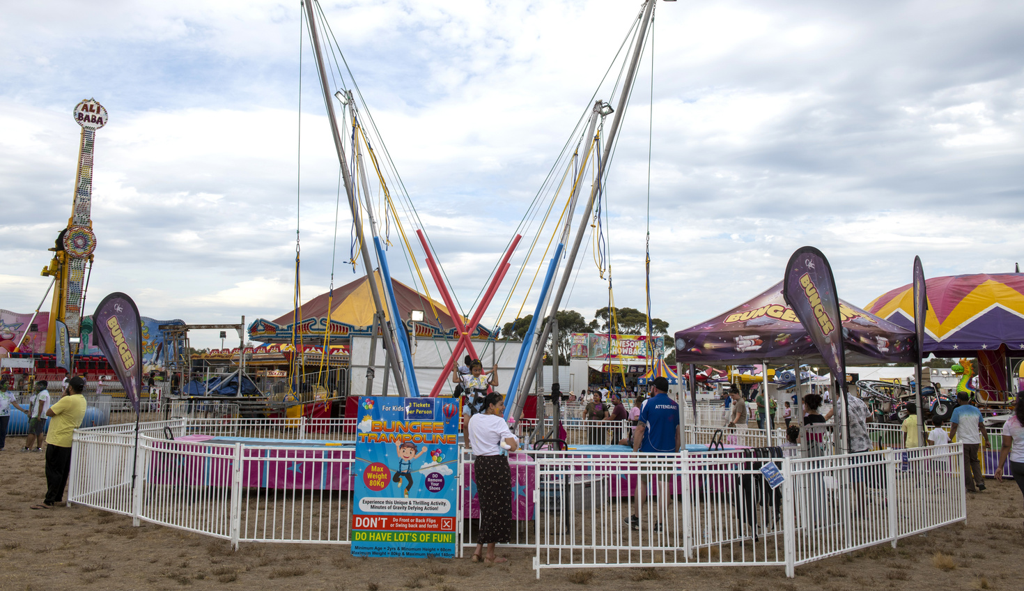 Family activities and kids carnival rides at the Geelong Festival of Lights 2026